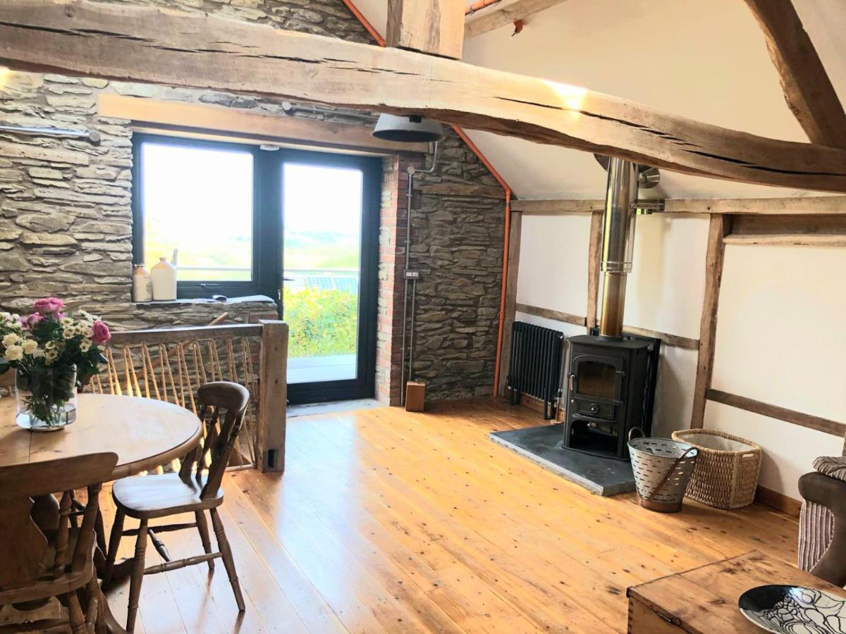 Hay Barn, Penrheol Farm, Unique Barn Conversion Builth Wells Esterno foto